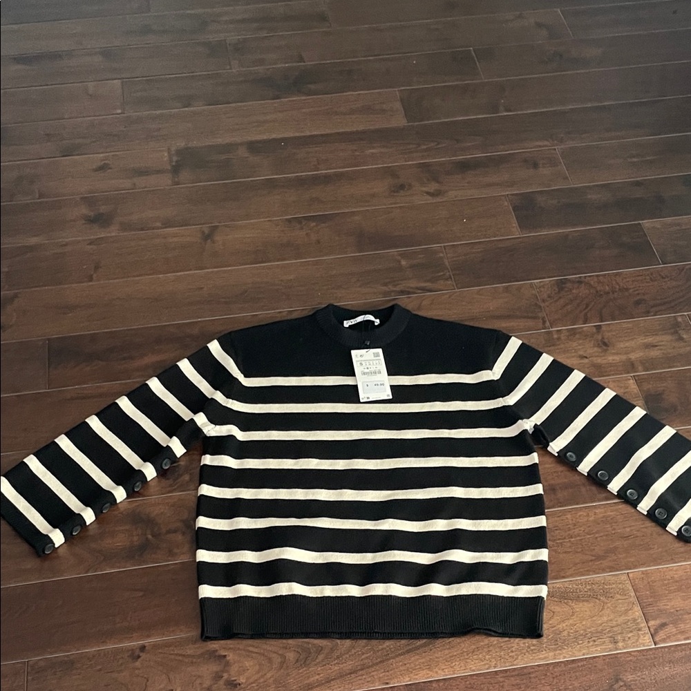 Zara striped sweater comfy a bit oversized SZS nwt black / white cream